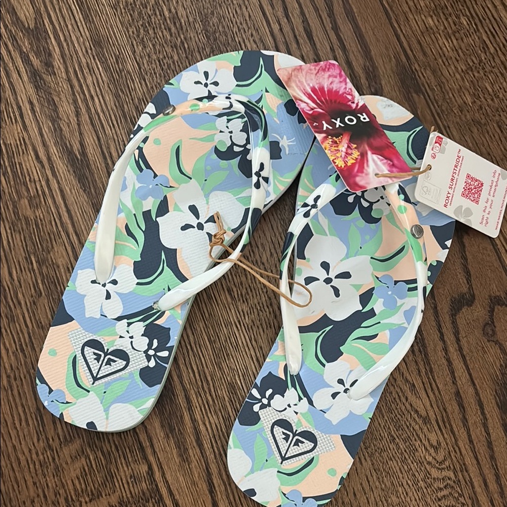 Roxy Women's Floral Sandals - Blue, White, and Green